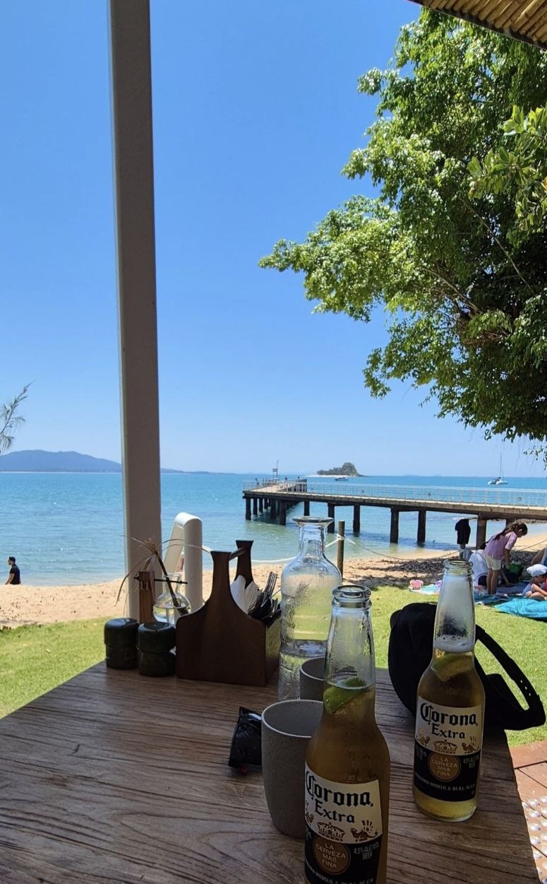 dunk-island-beach-club-bar